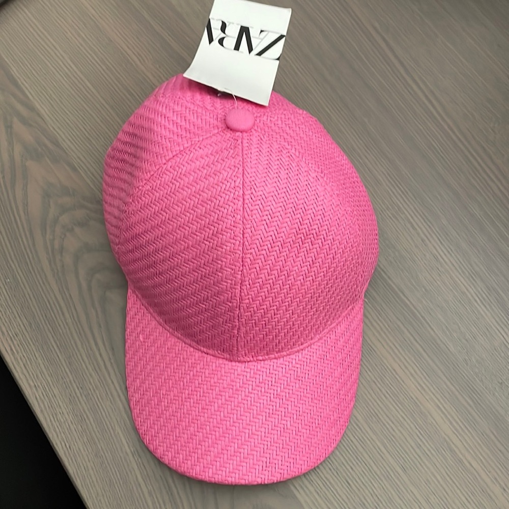 NWT Zara size s-m adjustable fuchsia baseball hat.